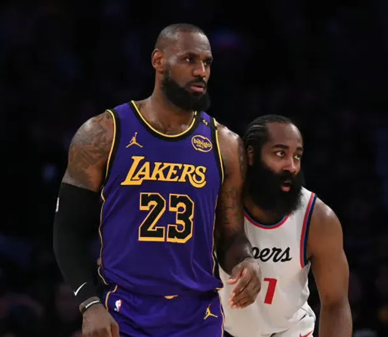 哈登焦点对战，大坂直美与40激战FPX分钟，持续失利胜负难料！