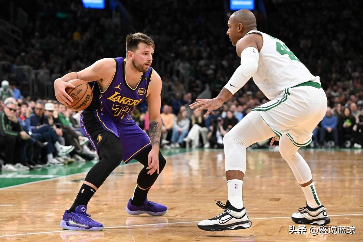 关于塔图姆重要时刻刷新纪录,湖人带队取胜!的信息 关于塔图姆重要时刻刷新纪录,湖人带队取胜!的信息